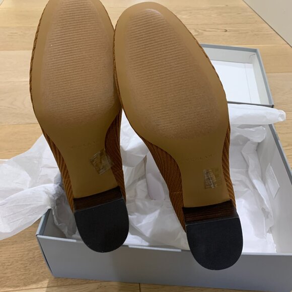 NIB Everlane The Glove Boot ReKnit Size: 7.5 Color: Toffee - Picture 7 of 9